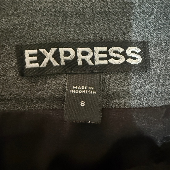 Express Pencil Skirt w/ Belt Detail – Charcoal Grey 8 - Picture 8 of 12